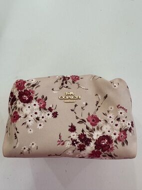 Coach Floral Cosmetic Pouch in Soft Taupe and Burgundy Flower Print - Like New
